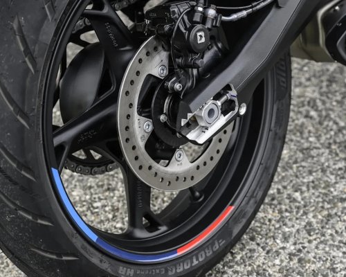 BMW Spins a Super Approachable and Affordable New Street Bike Off Its Hit Entry-Level Adventure Moto