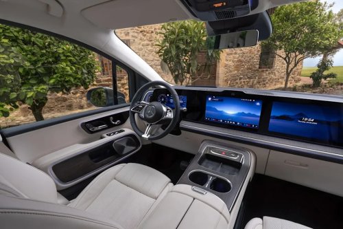 Take a Look Inside the 2028 Mercedes-Benz VLE-Class EV