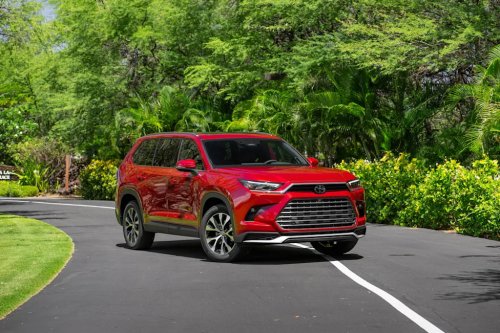 Toyota Grand Highlander Vs. Kia Telluride Vs. Mazda CX-90: Which One Is The Best For Towing? There's One Clear Winner
