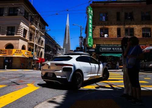 Waymo’s Driverless Cars Have a Better Crash Record Than Humans, IIHS Says
