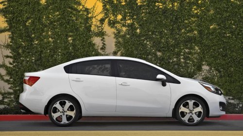 New IIHS Report Reveals the Cars With the Highest Driver Death Rates