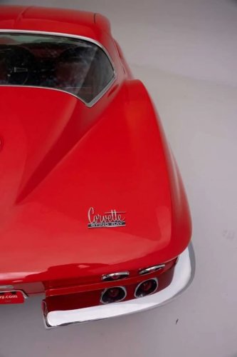 Corvette Dream Giveaway Pairs 1967 Big-Block Classic With 2026 Stingray Z51