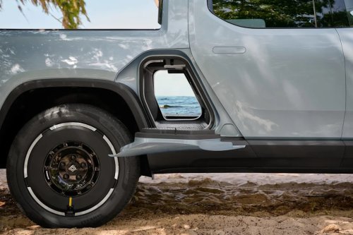 Rivian R1T Vs. Ford F-150 Lightning: Here's Our Honest Comparison