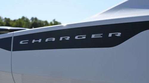 Dodge's 2026 Charger R/T Sixpack Feels Like Peak Muscle Car Nostalgia, And Not In A Good Way