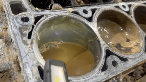 GM, This Is What Four Years in a River Does to a GM 6.2L V8