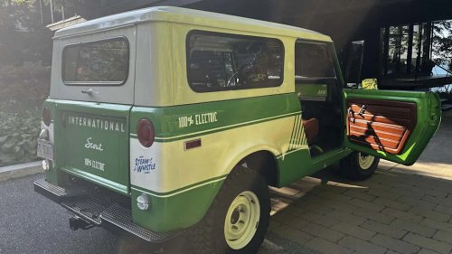 This 1970 Scout Sat In A Field For Years. Now It’s An EV With Its Original 4-Speed Manual