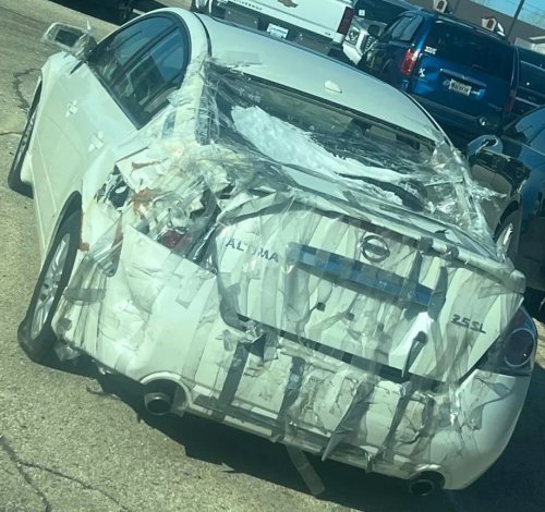 15 Photos of Nissan Altimas Being the Craziest Cars on the Road