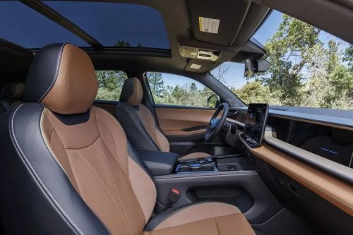 Volkswagen Atlas, Volkswagen Rolls out New-Look 2027 Atlas Cross Sport
