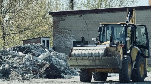 5 Useful Ways To Use A Backhoe That Have Nothing To Do With Digging