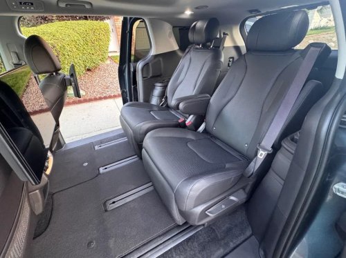 Kia, Kia Carnival, Test-Driving The 2026 Kia Carnival MPV Hybrid