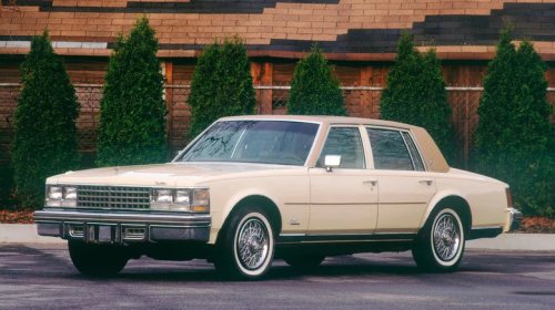 Why Did Old Cars Have Vinyl Roofs?
