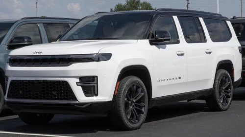 7 Full-Sized SUVs That Can Get Better Than 20 MPG On The Highway
