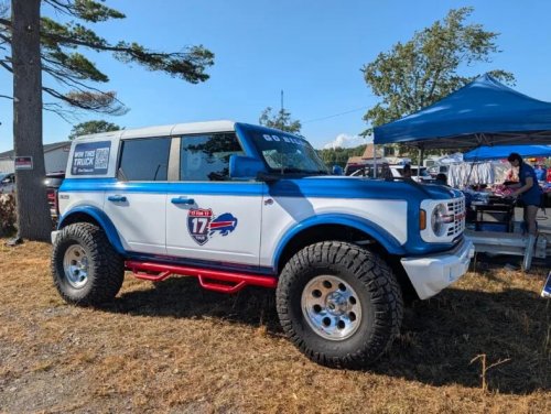 Ford, Ford Bronco, The 17for17 Tour: Meet the Custom Buffalo Bills Ford Bronco Built to Give Back