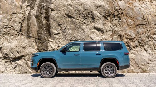 2026 Lincoln Navigator vs. 2026 Jeep Grand Wagoneer: I Drove Both Massive Luxury SUVs—Here's My Honest Comparison Review