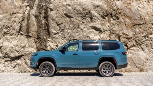 Lincoln, Jeep, 2026 Lincoln Navigator vs. 2026 Jeep Grand Wagoneer: I Drove Both Massive Luxury SUVs—Here's My Honest Comparison Review