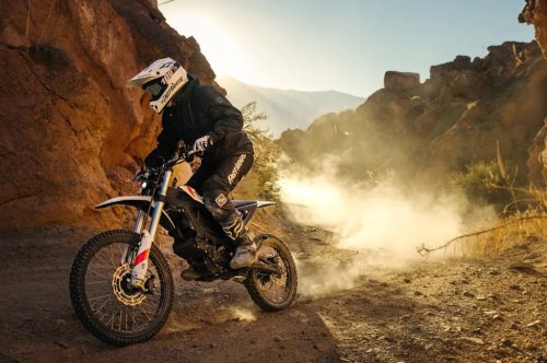 Zero SR/S Motorcycle Hums Down Electric Avenue
