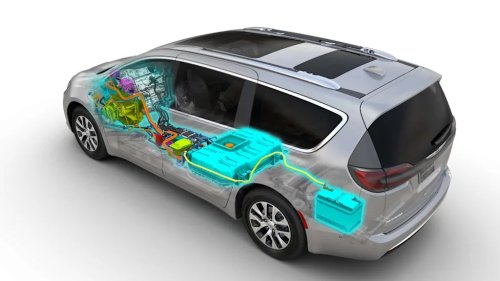 Chrysler Recalls America’s Only Plug-In Hybrid Minivan, Tells Owners To Park Outside