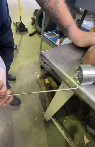 Jaguar, Man Saves Customer's Jaguar From a Major Failure After Finding a Fault With a 'Brand New' Part