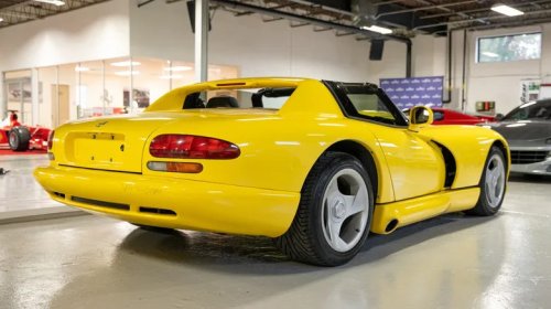 5 Overrated Sports Cars Drivers Say Aren't Worth The Hype