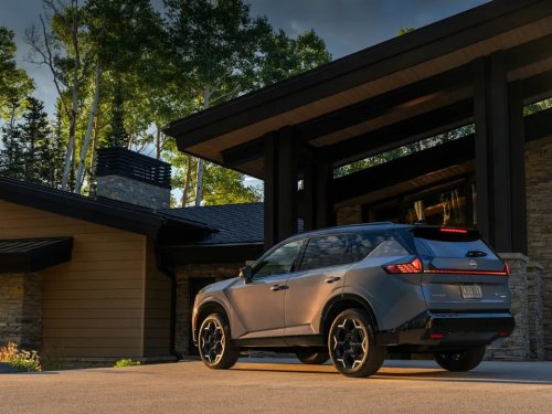 Nissan, Nissan Rogue, View Exterior Photos of the 2027 Nissan Rogue Hybrid
