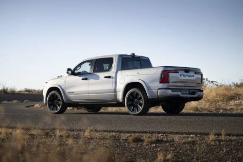 Stellantis Delays Range-Extended Jeep and Ram Models