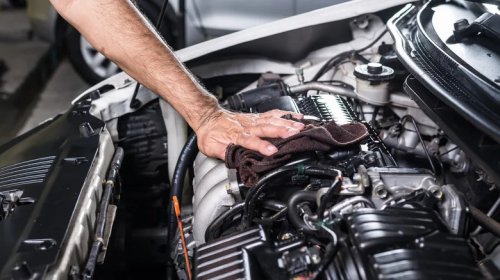 What Does Vinegar Do To An Engine?