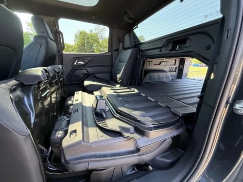 Chevy, Chevy built an All-American EV truck. Why is nobody buying it?