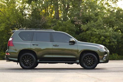 Lexus, 2022 Lexus GX460 Black Line For Sale With 19,000 Miles