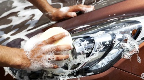 Why You Should Never Clean Your Headlights With Bug Spray