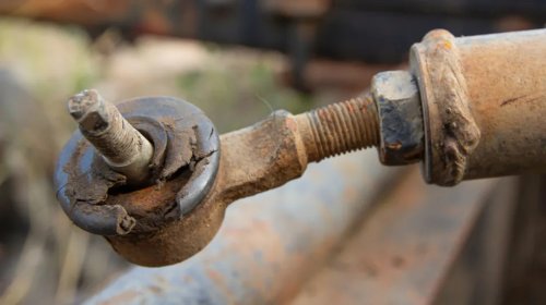 3 Signs It's Time To Replace Your Car's Tie Rods