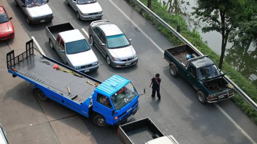 These Are Your Biggest Driving Pet Peeves