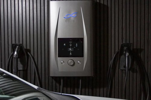 Massachusetts rolls out free chargers that let some EVs power homes during outages
