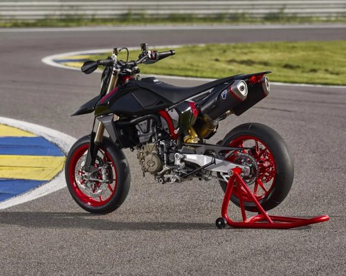 Ducati’s Lightweight Hooligan Moto Just Got a Dose of Refined Stealth