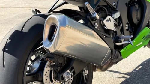 2026 Kawasaki Ninja ZX-10R Review: Less Power, More Appeal
