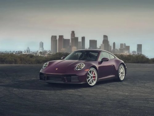 Porsche, Porsche 911, Porsche’s New Driver-Friendly 911 Gives Manual Purists Purpose Again