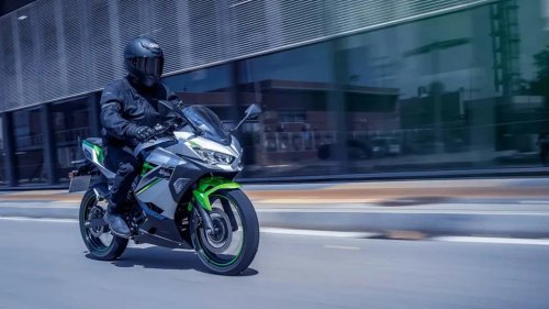 Kawasaki Changed Almost Nothing On Its Electric Ninja This Year
