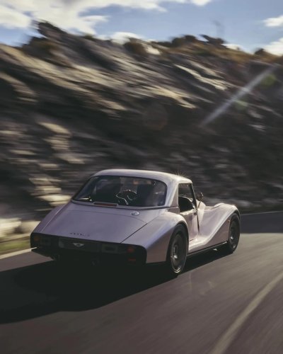 One of Britain’s Coolest Sports Roadsters Ever Is Making Its First American Comeback in 20 Years