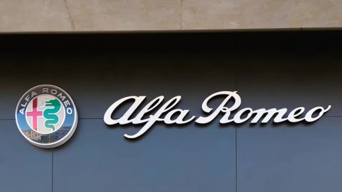 Can Alfa Romeo Compete With German Luxury Brands In The United States?