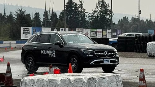 Testing the 2026 Mercedes-Benz GLC 300 on Kumho Crugen GT Pro Tires