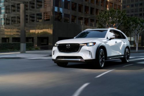 Mazda, Mazda CX-90, Kia, Kia Sorento, Mazda CX-90 Vs. Kia Sorento: Which One Has More Cargo Space?