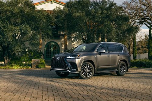 Lexus, Lexus GX, Lexus LX, 2026 Lexus LX vs 2026 Lexus GX | Exploring Key Differences
