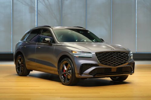 Genesis Is Giving Its Best-Selling SUV A Factory Blackout