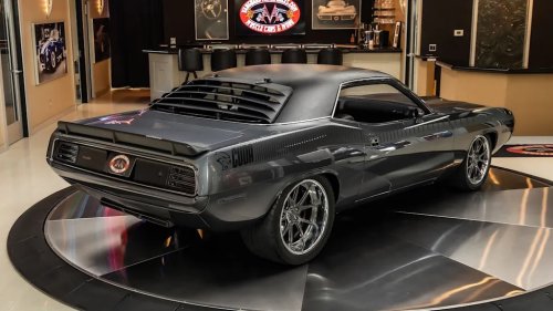 Buy This Stunning 1970 Plymouth Cuda Restomod If You Have $400k Burning A Hole In Your Pocket!