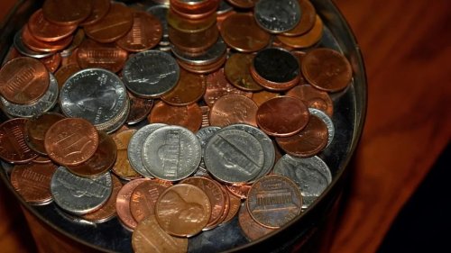 Car Salesman Explains Why Some Dealerships Leave Coins in the Ground
