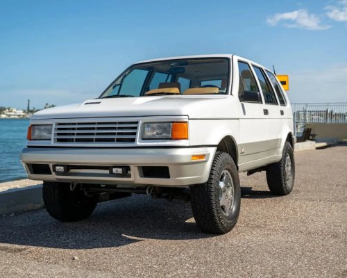 You Probably Don’t Know About This SUV. But It’s One of the Off-Roading World’s Best Kept Secrets