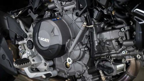 Ducati's Manic Hypermotard V2 SP Cured My Fear of Hooliganism
