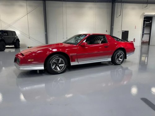 The 10 Coolest Cars for Sale on Motorious This Week