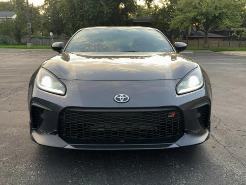 Toyota, Mazda, Mazda MX-5 Miata, Touring, 2026 Toyota GR86 Premium vs 2026 Mazda MX-5 Miata Grand Touring: I Drove Both Manual Transmission Sports Cars—Which One Wins?