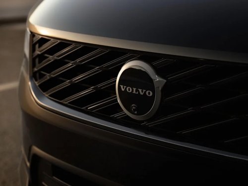 View Exterior Photos of the 2028 Volvo XC40