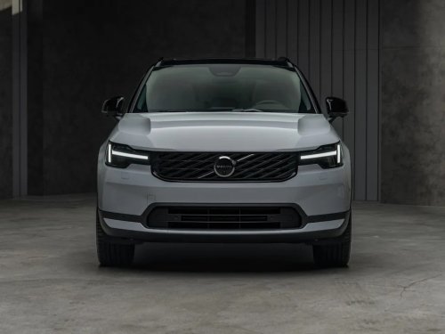 Gallery: 2028 Volvo XC40 Photos